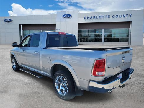 Used 2018 RAM 1500 Laramie image 3