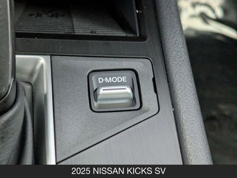Certified 2025 Nissan Kicks SV image 20