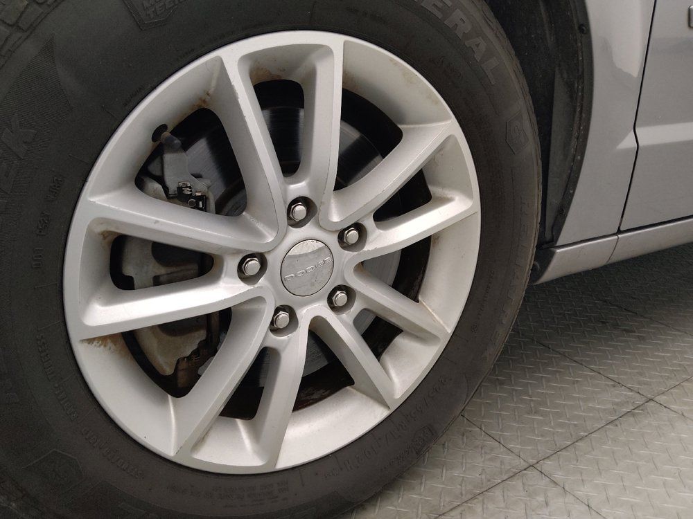 Used 2014 Dodge Grand Caravan SXT FWD image 31
