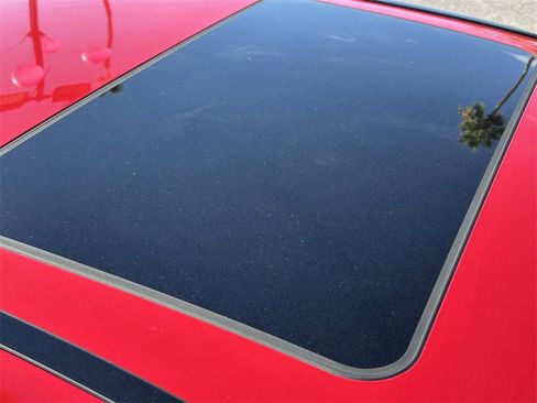 Used 2012 Mercedes-Benz C 250 Sedan w/ Comand Single Disc Pkg image 9