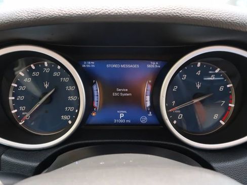Used 2020 Maserati Ghibli RWD image 40