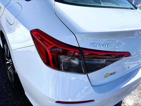 Used 2023 Honda Civic EX image 32