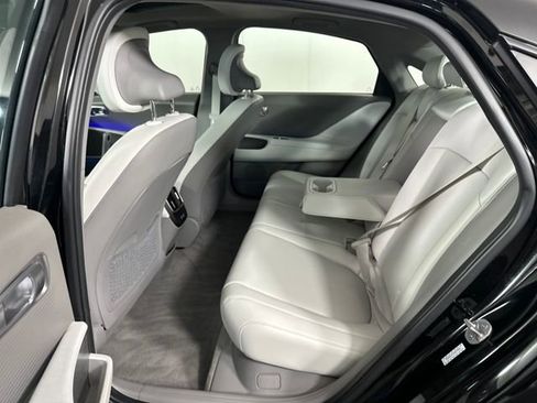 Used 2024 Hyundai Ioniq 6 Limited image 25