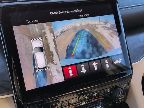 Used 2023 Jeep Grand Cherokee Limited w/ Luxury Tech Group II image 28