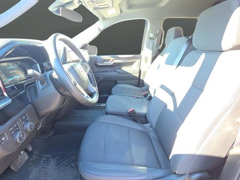 Used 2024 Chevrolet Silverado 1500 LT image 29