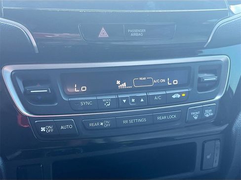 Used 2020 Honda Passport Touring image 16