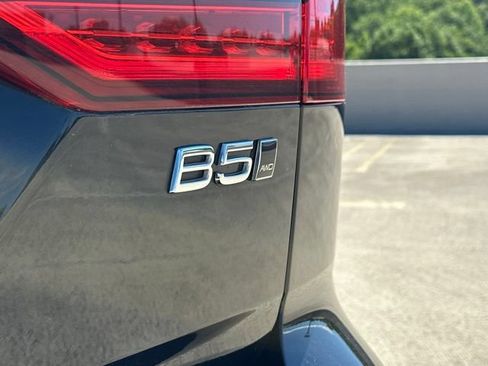 Certified 2025 Volvo V60 B5 Cross Country Plus AWD/4WD image 37
