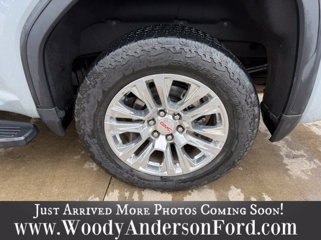 Used 2025 GMC Sierra 1500 Denali w/ Technology Package AWD/4WD image 4