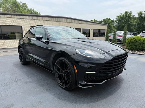 Used 2025 Aston Martin DBX 707 AWD/4WD image 5