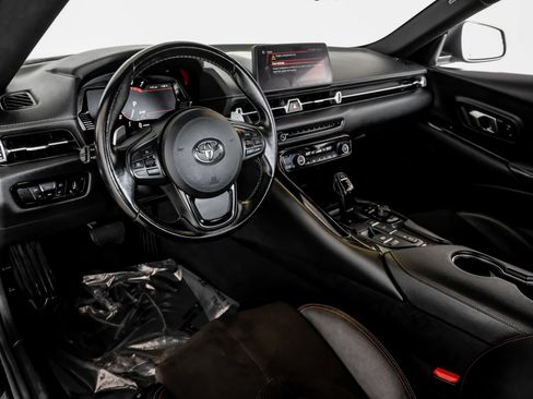 Used 2021 Toyota Supra RWD image 2