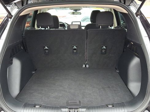 Certified 2020 Ford Escape SE image 30