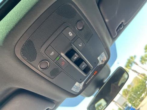 Used 2023 Audi Q3 2.0T Premium image 14