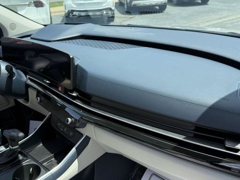 Used 2026 Kia Carnival SX Prestige FWD image 50