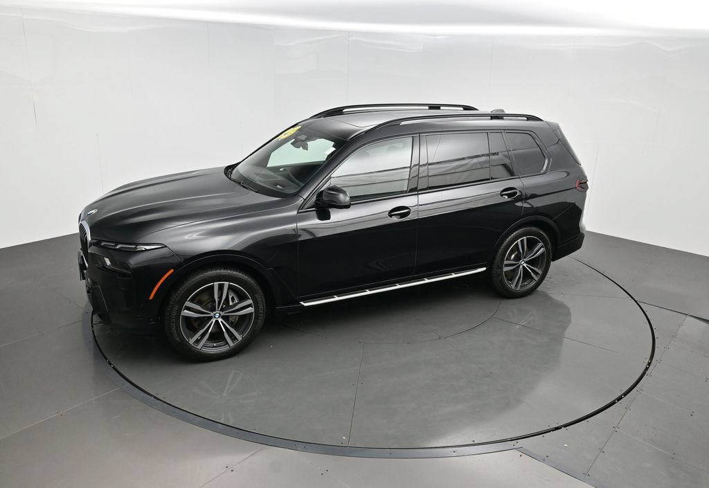 Used 2023 BMW X7 xDrive40i w/ M Sport Package AWD/4WD image 39