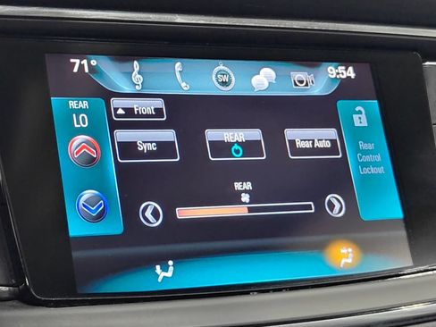 Used 2019 Buick Enclave Avenir w/ Avenir Technology Package AWD/4WD image 46