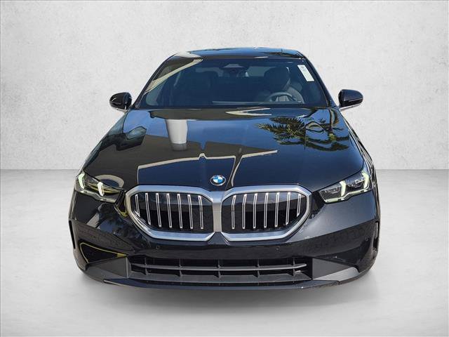 Certified 2024 BMW 530i xDrive AWD/4WD image 2
