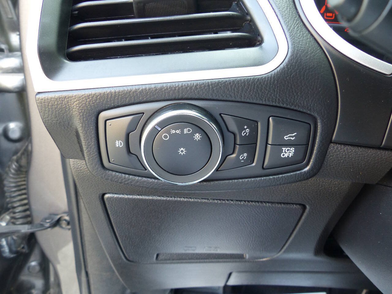 Used 2021 Ford Edge SEL w/ Convenience Package AWD/4WD image 24