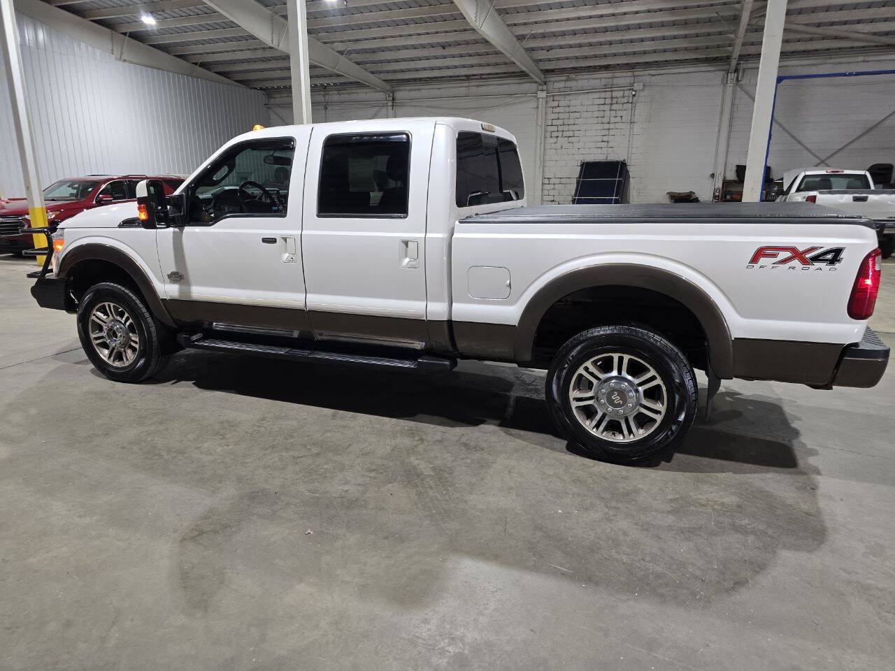 Used 2015 Ford F250 King Ranch w/ FX4 Off-Road Package AWD/4WD image 7