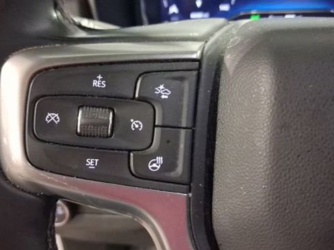 Used 2024 Chevrolet Tahoe Z71 w/ Luxury Package AWD/4WD image 31