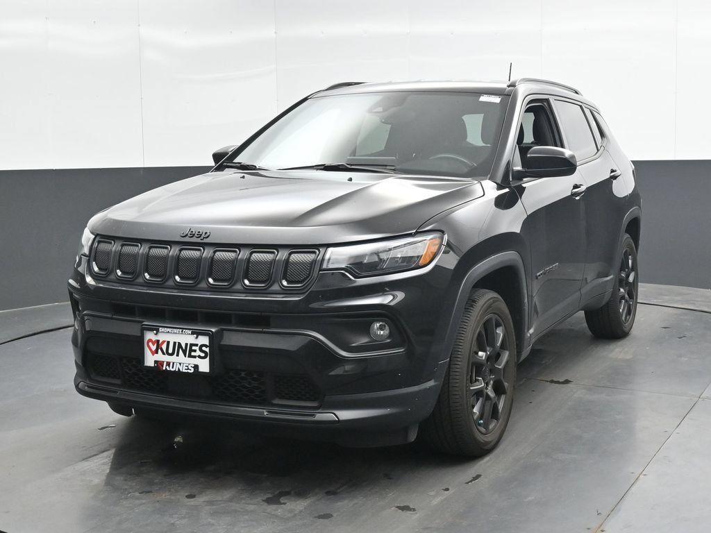 Used 2022 Jeep Compass Latitude w/ Convenience Group AWD/4WD image 6