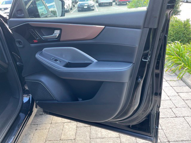 Used 2022 Acura MDX w/ Technology Package AWD/4WD image 19