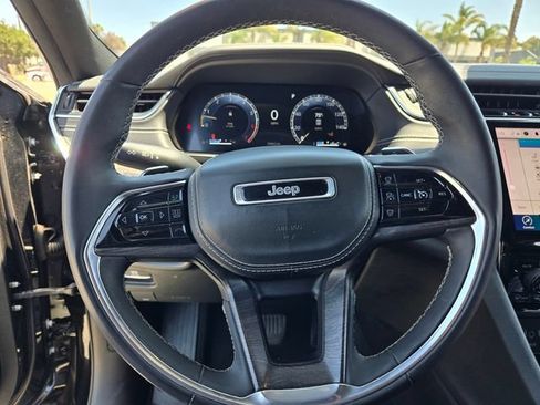 Used 2024 Jeep Grand Cherokee L Overland w/ Trailer Tow Package AWD/4WD image 14