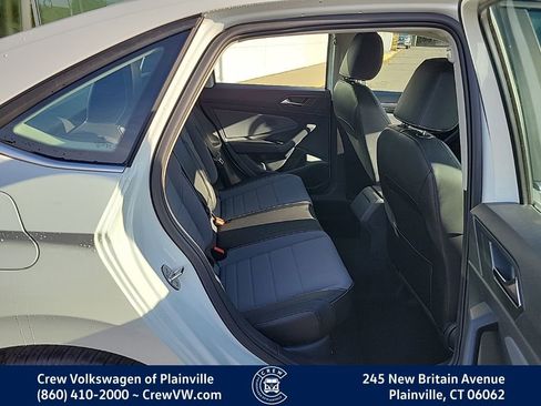 New 2026 Volkswagen Jetta SE image 8