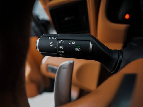 Used 2020 Lexus LC 500 Coupe w/ Performance Package image 20