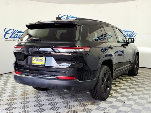 Used 2024 Jeep Grand Cherokee L Limited w/ Black Appearance Package AWD/4WD image 6