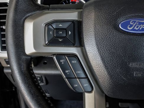 Used 2019 Ford F350 Lariat w/ Lariat Ultimate Package AWD/4WD image 16