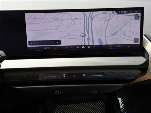 Certified 2025 BMW X3 xDrive30 AWD/4WD image 18