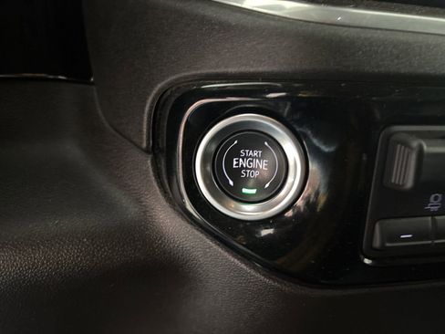 Used 2025 Chevrolet Silverado 1500 LT image 16