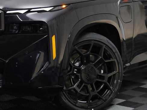 New 2026 BMW XM Label Red w/ M Driver's Package image 3