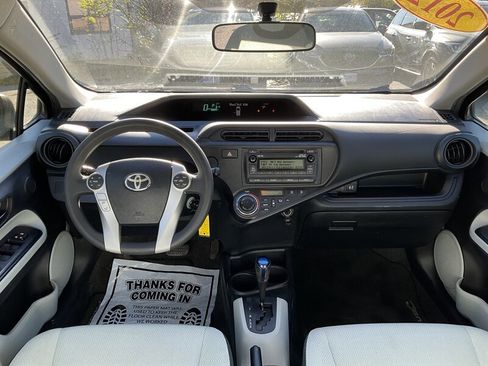 Used 2012 Toyota Prius C One image 17