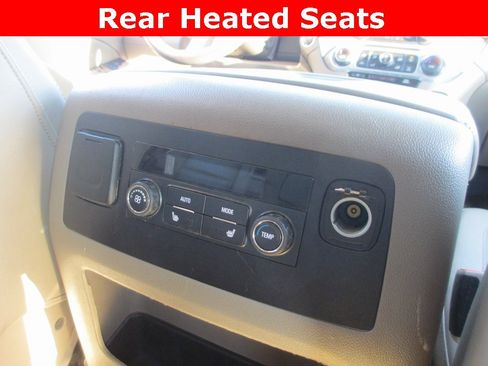 Used 2017 GMC Yukon SLT image 23