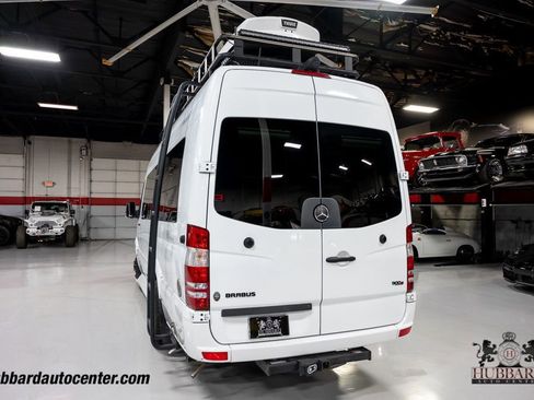 Used 2018 Mercedes-Benz Sprinter 3500 image 6