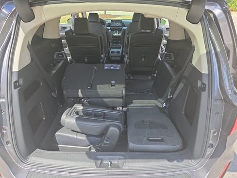 New 2026 Honda Odyssey EX-L image 13
