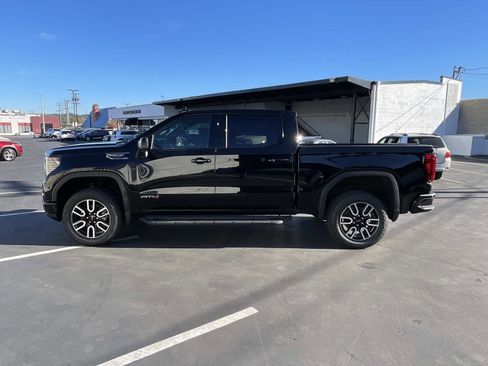 New 2026 GMC Sierra 1500 AT4 w/ AT4 Premium Package image 8