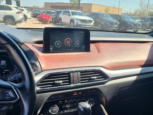 Used 2018 MAZDA CX-9 Signature image 6