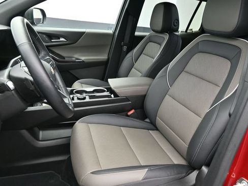 Used 2026 Chevrolet Equinox LT w/ Convenience Package II AWD/4WD image 22