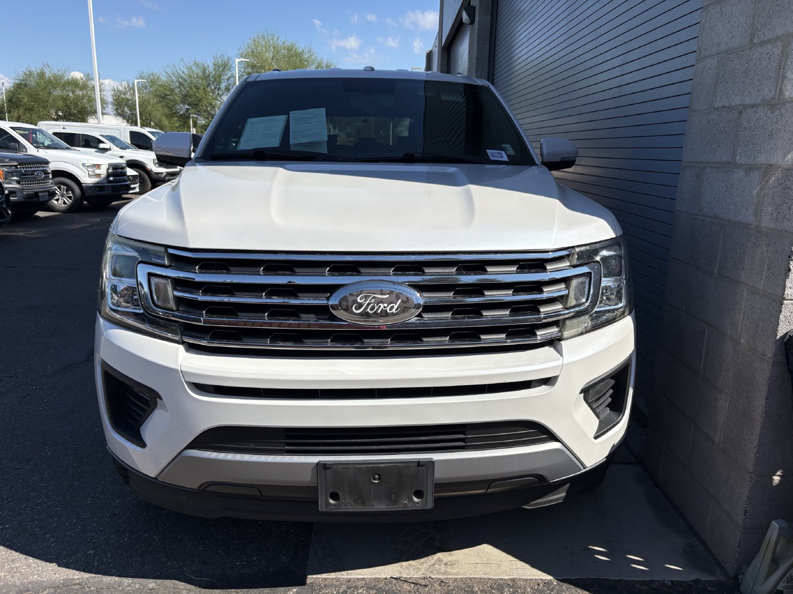 Used 2019 Ford Expedition XLT RWD image 2
