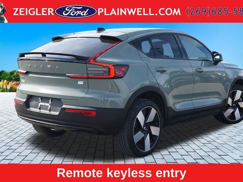 Used 2023 Volvo C40 P8 Recharge Ultimate AWD/4WD image 5