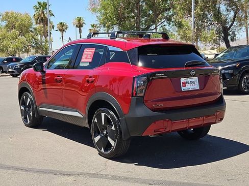 Certified 2026 Nissan Kicks SR FWD image 9