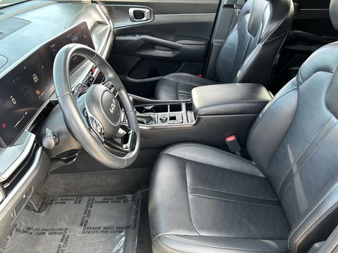 Certified 2024 Kia Sorento S image 18