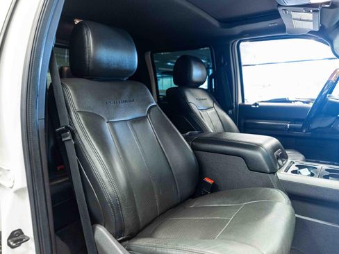 Used 2016 Ford F250 Platinum w/ FX4 Off-Road Package AWD/4WD image 16