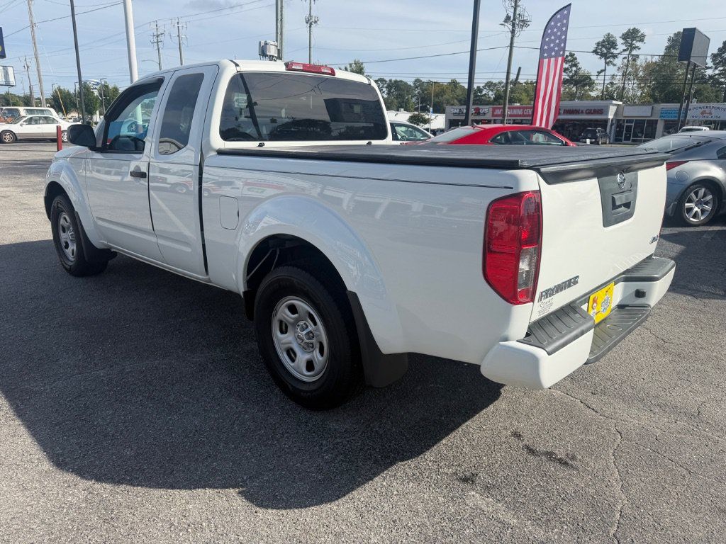 Used 2021 Nissan Frontier S AWD/4WD image 5