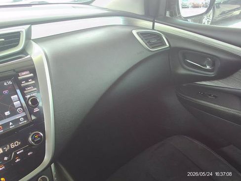 Used 2016 Nissan Murano SV AWD/4WD image 12