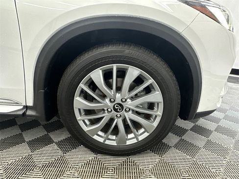 Used 2023 INFINITI QX50 Luxe w/ Accent Package image 14