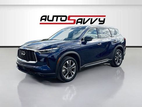 Used 2023 INFINITI QX60 Luxe w/ Cargo Package FWD image 3
