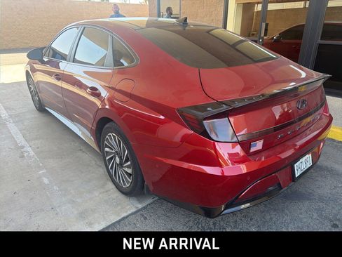 Used 2023 Hyundai Sonata Limited FWD image 6
